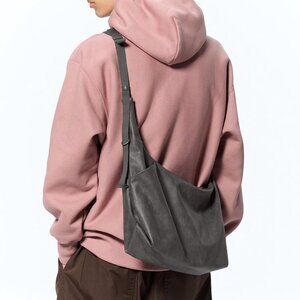 Uniqlo/GU Faux Leather Vintage Effect Crossbody Bag in BLACK